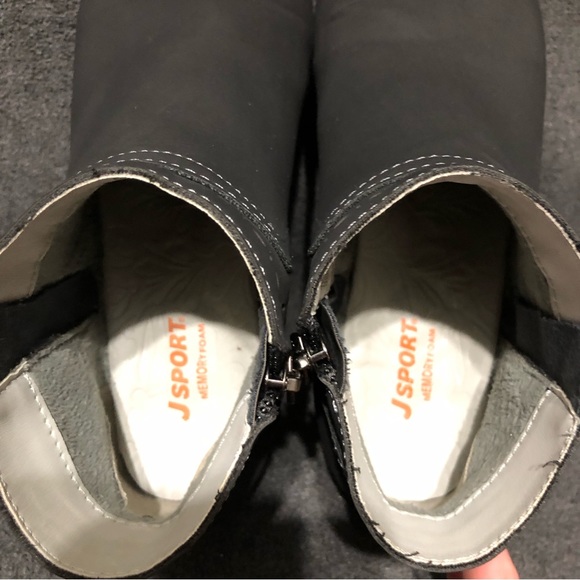 JSport Jenna Women Size 6 Bootie Ankle Boot Black Zip Up All Weather - Picture 5 of 10